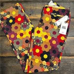 New w/ Tags Women’s BDG Colorful Geometric Pants Size 26